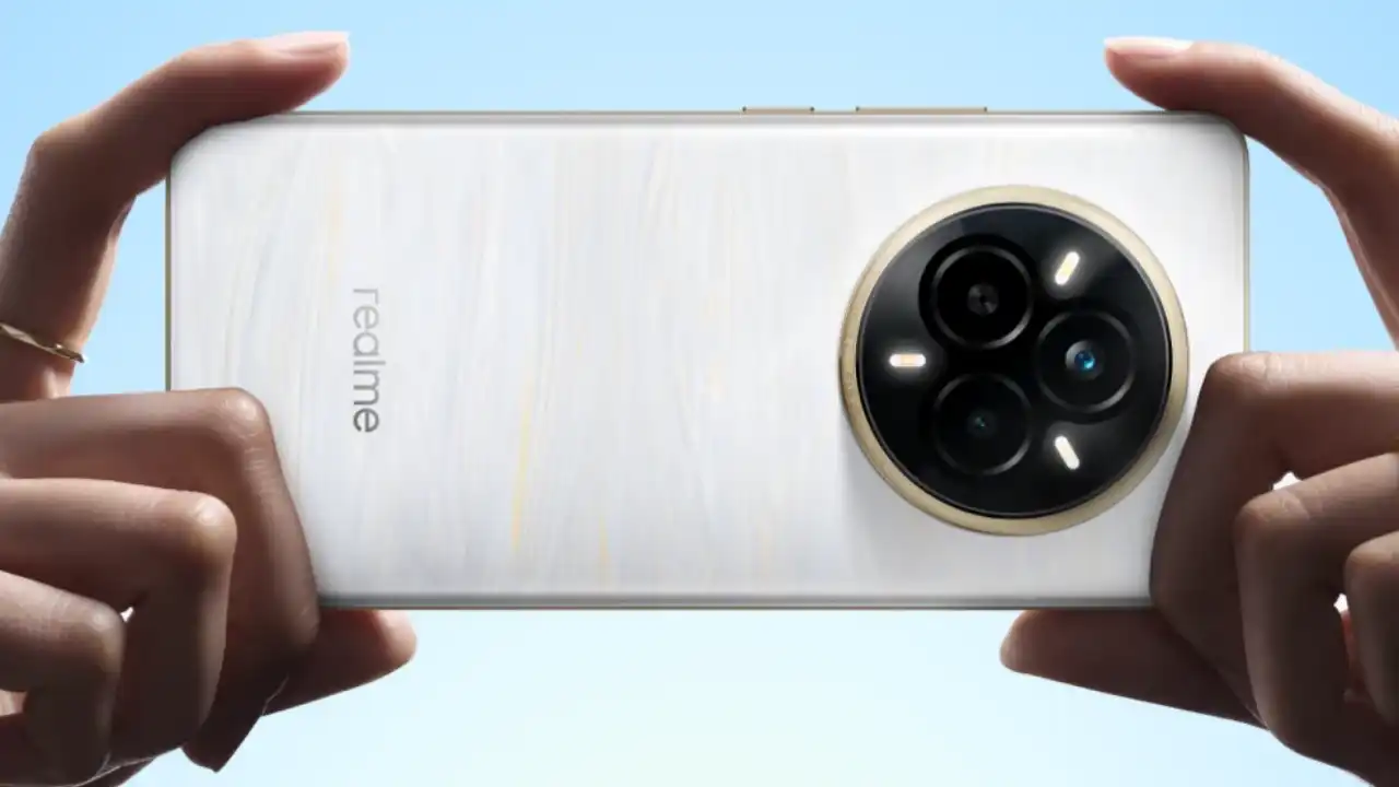 First Realme 14 Pro 5G update brings camera improvements Realme 14 Pro update camera